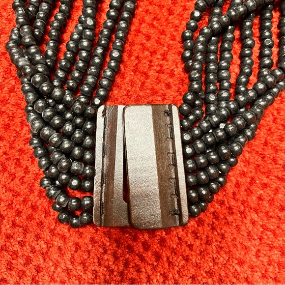 Handmade Beaded necklace - Picture 4 of 4